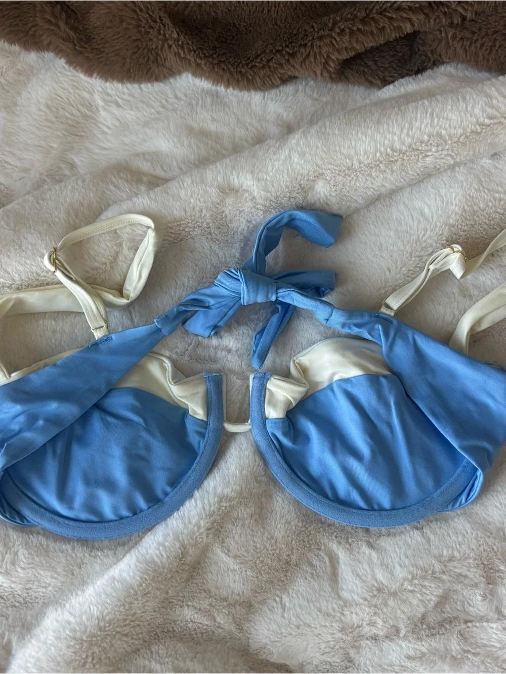 NWT Monday Swimwear Cala Roja Top Azure/Ivory